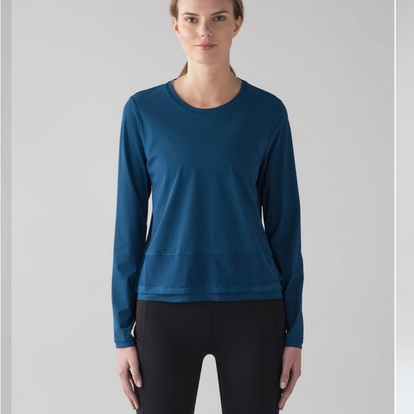 lululemon athletica Tops - Lululemon Athletica Teal Long Sleeve Top